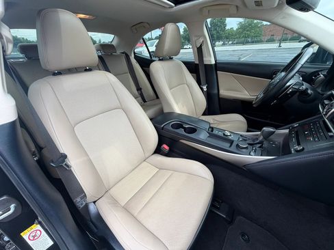 Used 2019 Lexus IS 300 w/ Premium Package RWD image 45