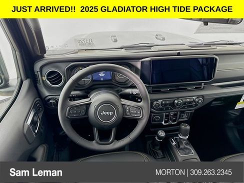 New 2025 Jeep Gladiator High Tide image 21