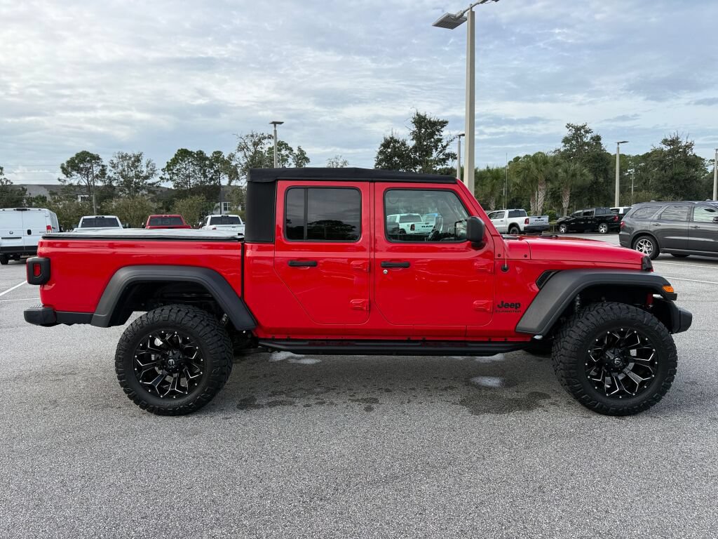 Used 2020 Jeep Gladiator Sport w/ Quick Order Package 24S AWD/4WD image 2
