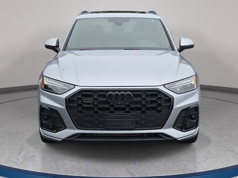 Used 2023 Audi Q5 e Premium Plus w/ Premium Plus Package AWD/4WD image 2