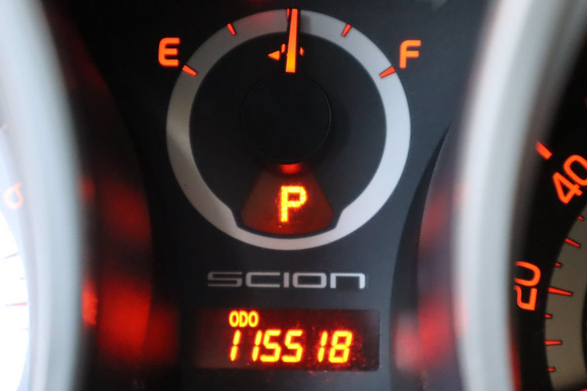 Used 2015 Scion tC FWD image 40