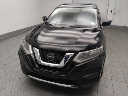 Used 2018 Nissan Rogue S image 15
