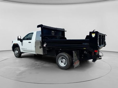 New 2026 GMC Sierra 3500 Pro w/ Convenience Package AWD/4WD image 3