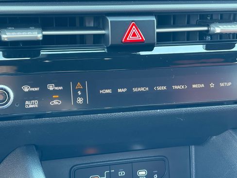 Certified 2026 Kia Sportage SX FWD image 28