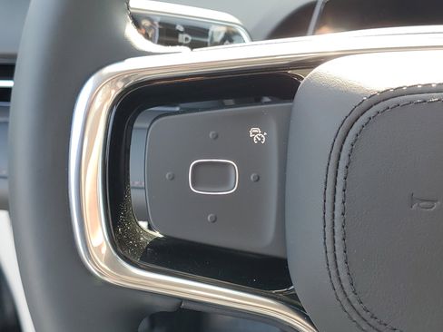 New 2026 Lincoln Nautilus Premier image 16