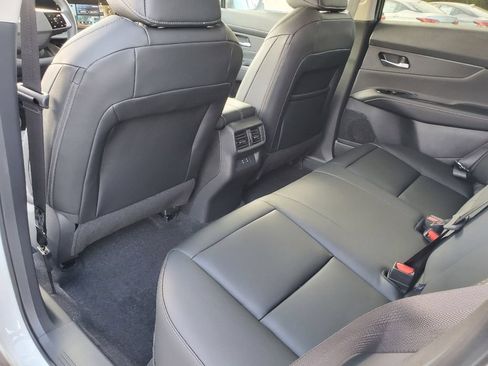 New 2025 Nissan Murano SV AWD/4WD image 12