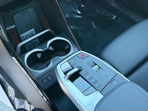 Used 2025 BMW X2 xDrive28i image 27