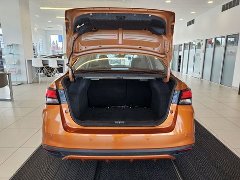 Used 2021 Nissan Versa SV image 9