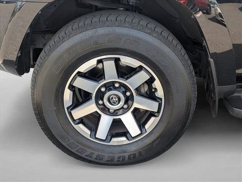 Used 2023 Toyota 4Runner TRD Off-Road Premium AWD/4WD image 23