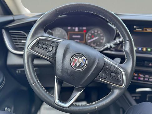 Used 2023 Buick Envision Essence image 17