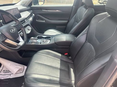 Used 2023 INFINITI QX60 Sensory w/ Cargo Package AWD/4WD image 3