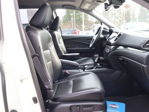 Used 2017 Honda Ridgeline RTL-E image 36