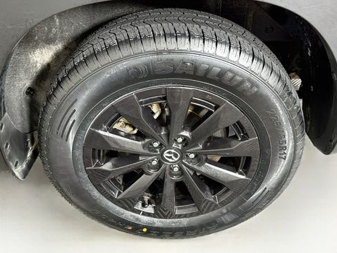 Used 2025 MAZDA CX-50 AWD 2.5 Hybrid w/ Premium Pkg image 11