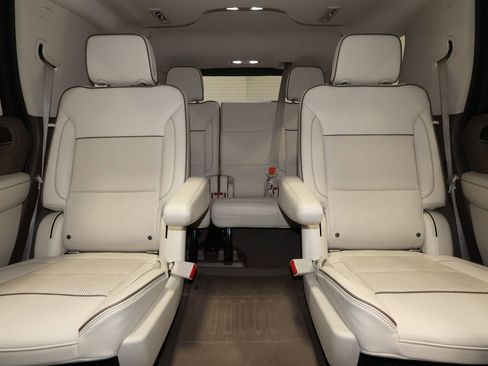 Used 2021 GMC Yukon Denali w/ Denali Ultimate Package image 36