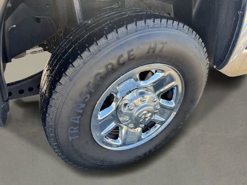 Used 2024 RAM 2500 Tradesman w/ Chrome Appearance Group image 7