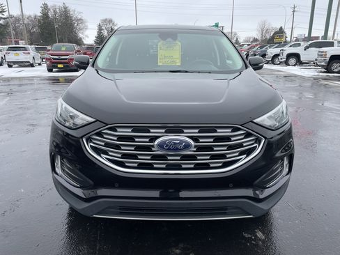 Used 2022 Ford Edge Titanium image 3