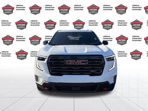 Used 2024 GMC Acadia AT4 w/ Luxury Package image 10