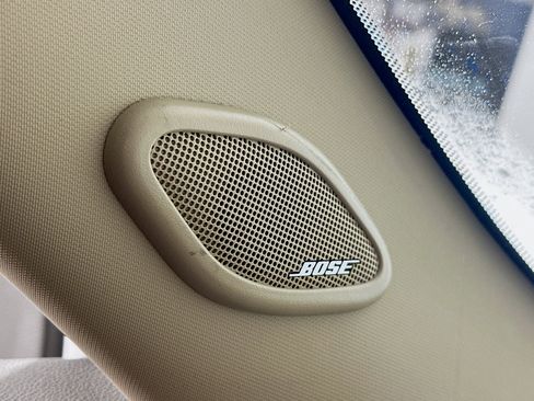 Used 2011 Chevrolet Avalanche LTZ image 19