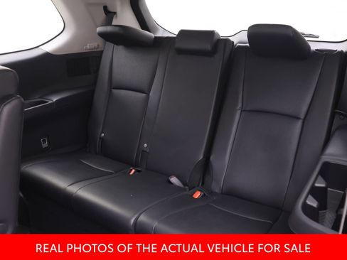 Used 2025 Toyota Grand Highlander FWD image 12