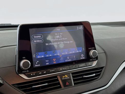 Used 2020 Nissan Altima 2.5 S FWD image 13