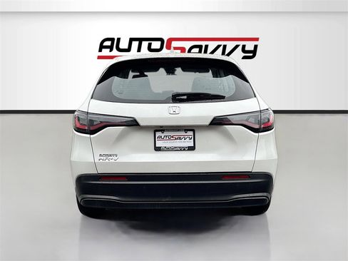 Used 2024 Honda HR-V LX image 6