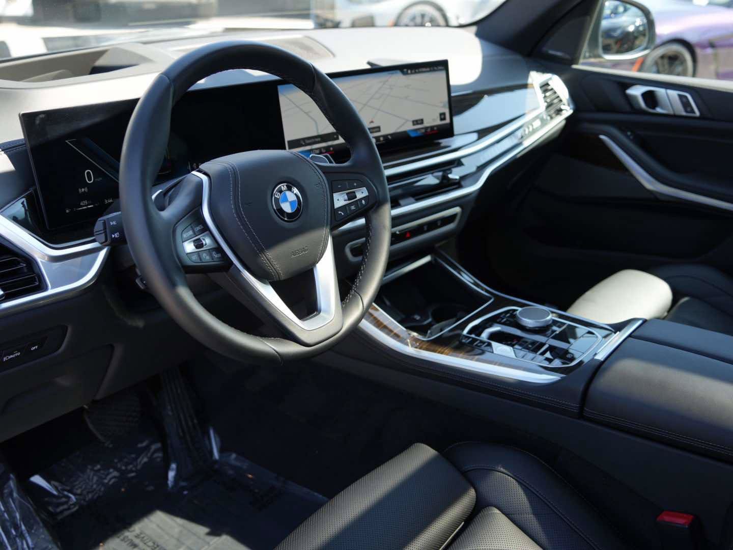 Used 2024 BMW X5 sDrive40i w/ Premium Package RWD image 13