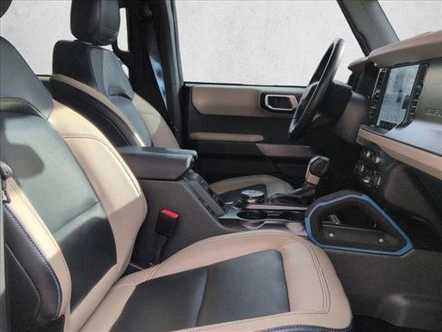 Used 2023 Ford Bronco Wildtrak image 21