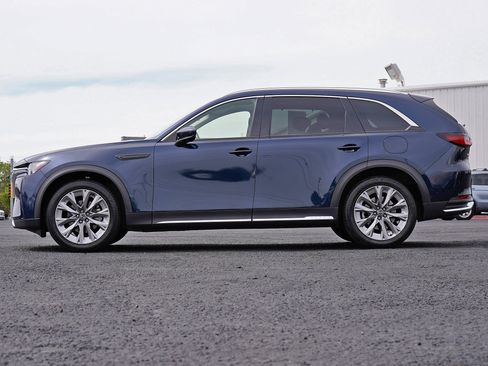 Used 2024 MAZDA CX-90 3.3 Turbo w/ Premium Package AWD/4WD image 5
