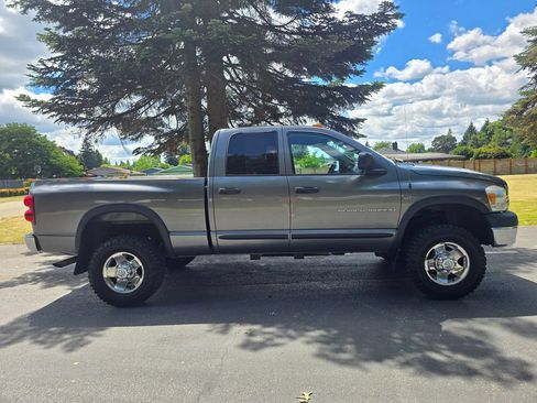 Used 2007 Dodge Ram 2500 Truck SLT AWD/4WD image 7
