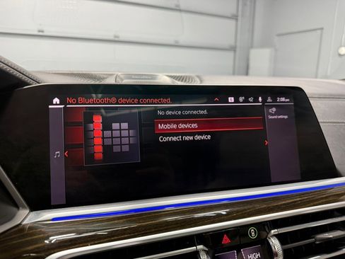 Used 2020 BMW X7 M50i image 26