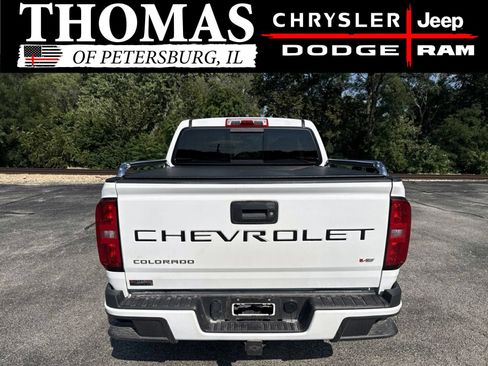 Used 2022 Chevrolet Colorado LT w/ LT Convenience Package AWD/4WD image 5
