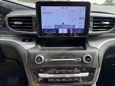 Used 2020 Ford Explorer XLT w/ Equipment Group 202A image 19