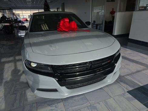Used 2022 Dodge Charger SXT w/ Plus Group image 9