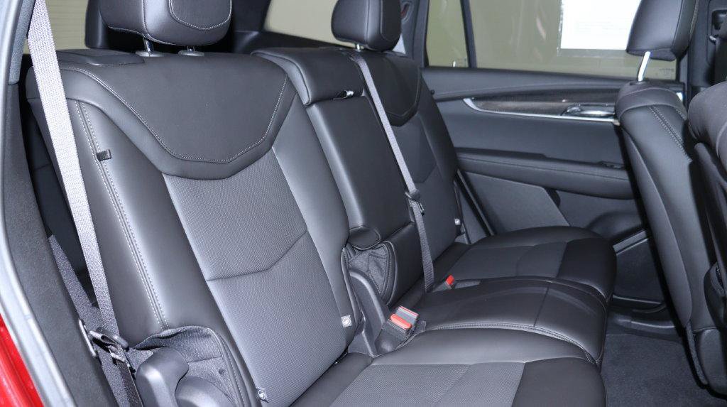 Certified 2025 Cadillac XT6 Sport AWD/4WD image 28