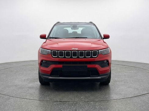 Used 2025 Jeep Compass Limited image 1