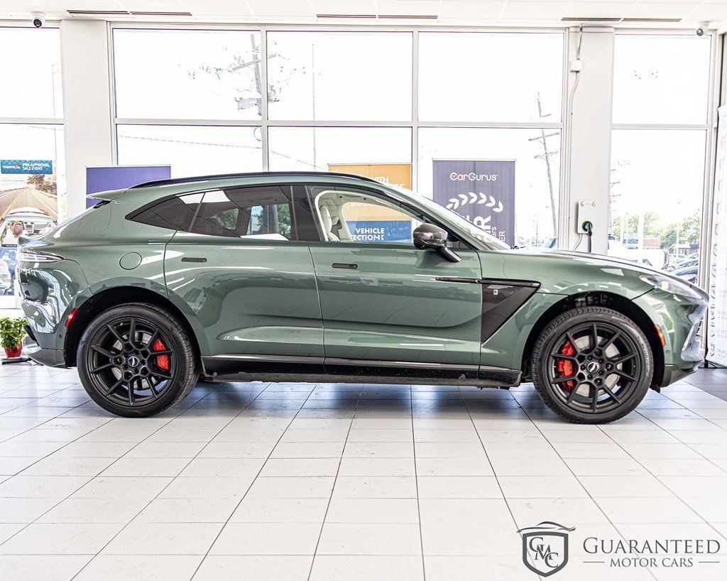 Used 2021 Aston Martin DBX AWD/4WD image 9