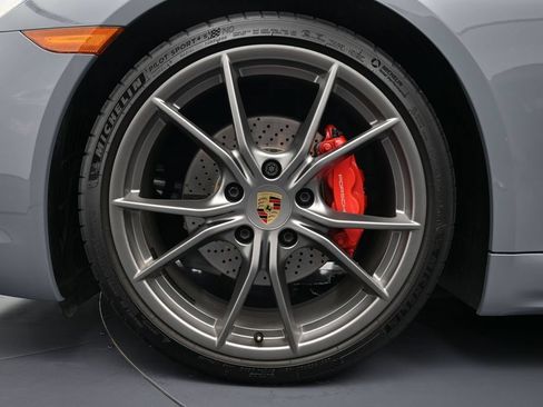Certified 2024 Porsche 718 Boxster RWD image 35