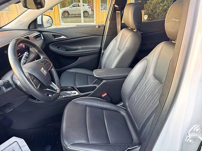 Used 2024 Buick Encore GX Avenir w/ Avenir Technology Package AWD/4WD image 10