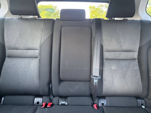 Used 2025 Nissan Rogue SV FWD image 40