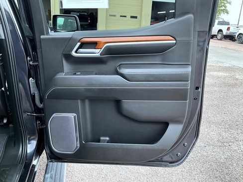 Used 2022 GMC Sierra 1500 Denali w/ Denali Reserve Package AWD/4WD image 19