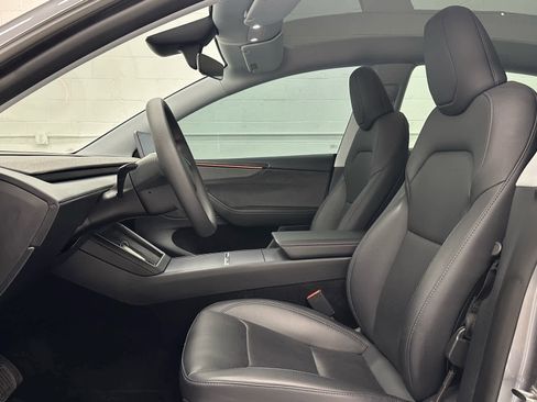 Used 2026 Tesla Model Y Long Range image 11