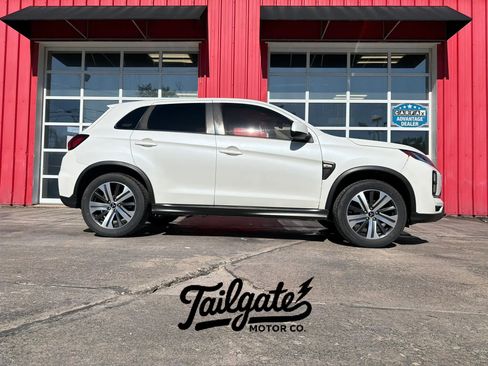 Used 2021 Mitsubishi Outlander Sport ES AWD/4WD image 1