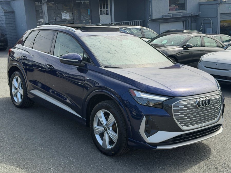 Used 2023 Audi Q4 e-tron Premium Plus AWD/4WD image 3