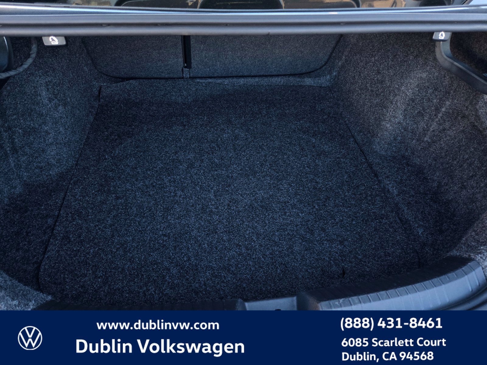 Certified 2025 Volkswagen Jetta Sport FWD image 21
