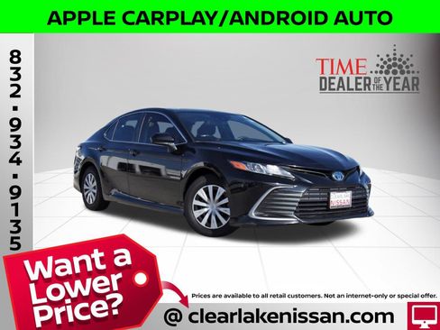 Used 2022 Toyota Camry LE image 1