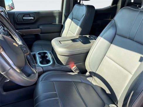 Used 2019 Chevrolet Silverado 1500 High Country image 27