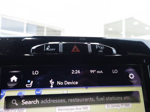 Used 2019 RAM 1500 Laramie AWD/4WD image 36
