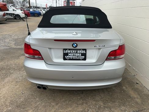 Used 2011 BMW 128i Convertible image 5