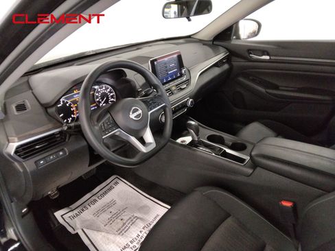 Used 2025 Nissan Altima 2.5 SV image 26