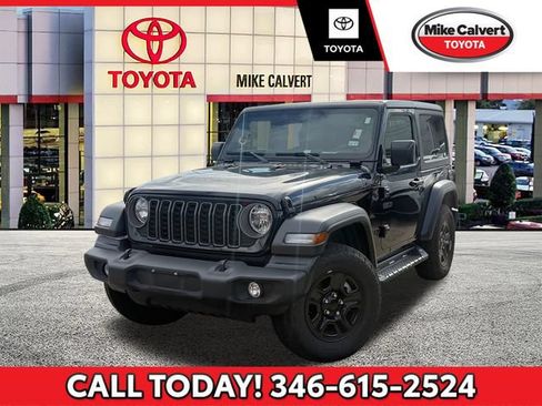 Used 2025 Jeep Wrangler Sport AWD/4WD image 1